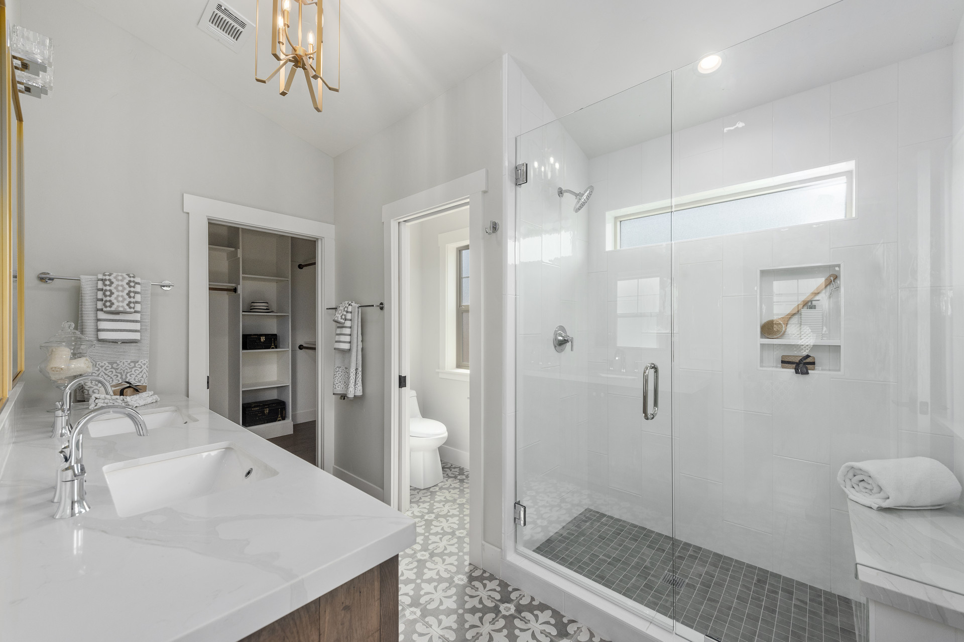 021_Master-Bathroom